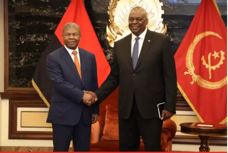 Defense secretary builds ties with Angola